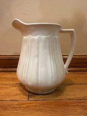 Pottery Barn White Ceramic Pitcher with Brown Base NWT